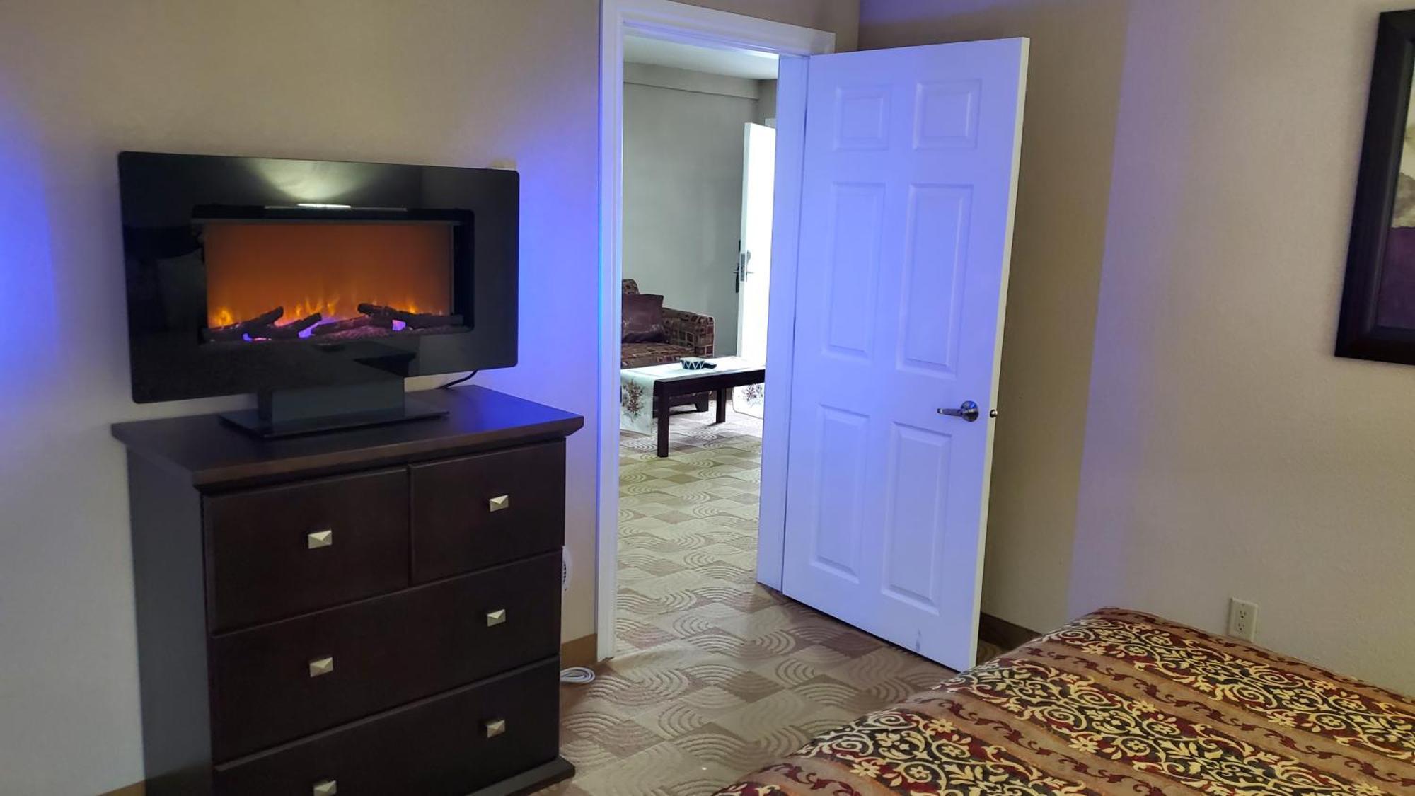 Shoreside Inn & Suites Wabamun Cameră foto
